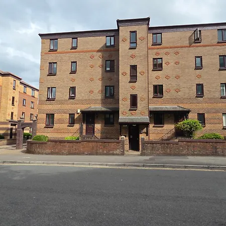 Tiffany Court By Cliftonvalley With Free Parking Apartment *